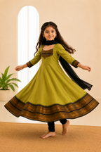 Girls Festive Cotton Blend Anarkali Set With Duppata